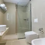 Kraal Hotel Vlore