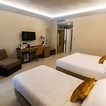 Kraal Hotel