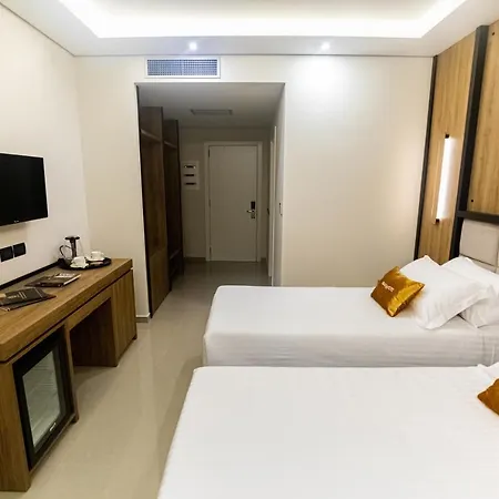 Kraal Hotel Wlora