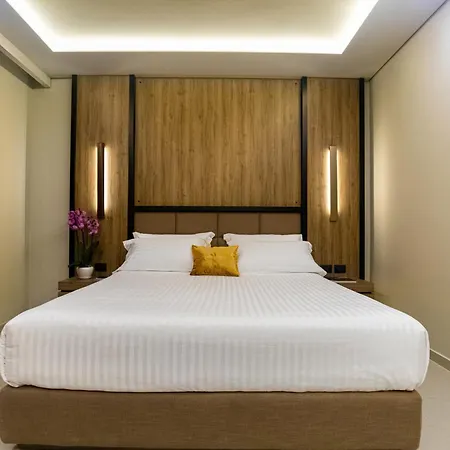 Kraal Hotel 4*