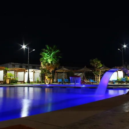 Kraal 4*
