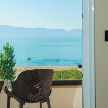 Kraal 4* Vlorë