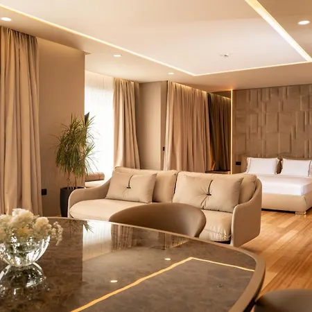 Kraal Hotel Vlorë