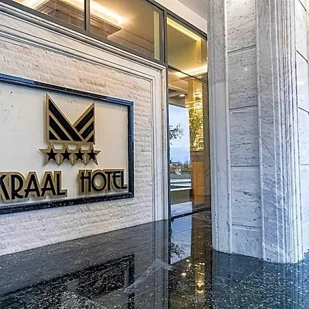 Kraal فندق