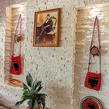 Kraal Hotel 4*