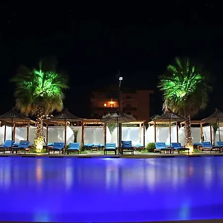 Kraal فندق 4*