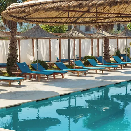Kraal Hotel 4*