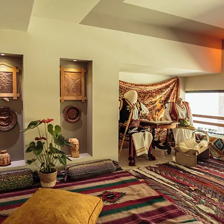 Kraal فندق